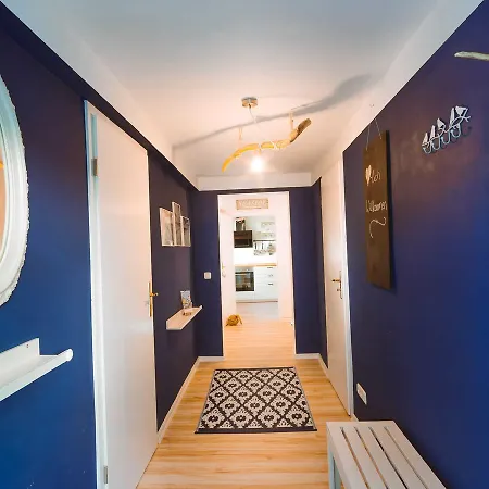 Apartment Ferienwohnung - Feerjen - Objekt 83107 *